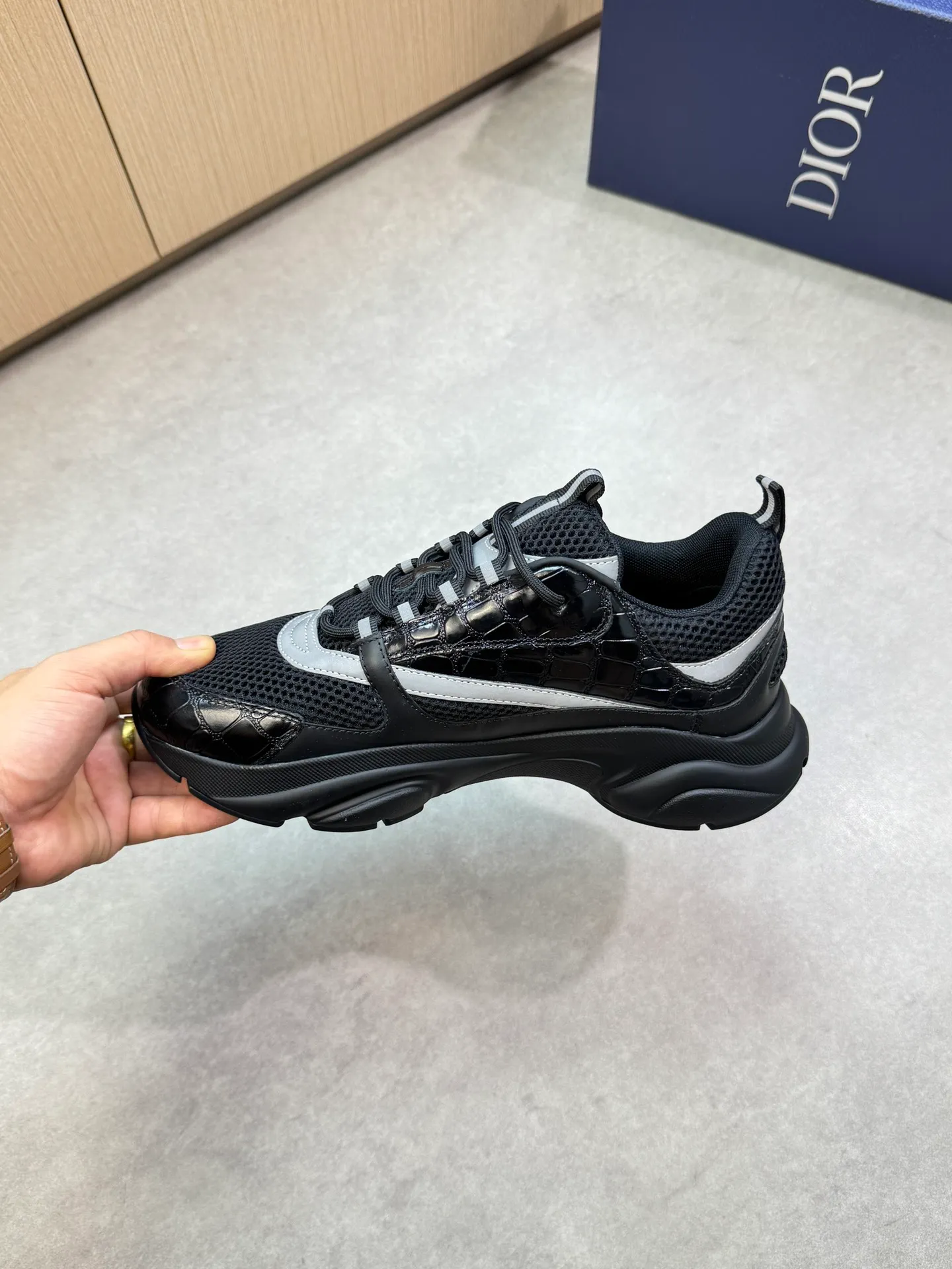 Factory price: 460💰[Dior] Dior - high-end quality original order 🔍🔍🔍 casual sports shoes - upper: 🔝 stone pattern calfskin, high silk mesh canvas, brand totem cloth, tongue and heel; reflective brand webbing - lining: brand canvas - original: ultra-light T men's shoes 💰U foam rubber; two-color molded outsole -Ultra-high quality control·Fine workmanship: highlighted (high-end·nobility·grade) -Size: 39-44 (38, 45, 46, 47, can be customized)·D9285